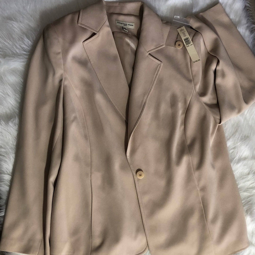 Amanda Smith Woman Three Piece Pants Suit